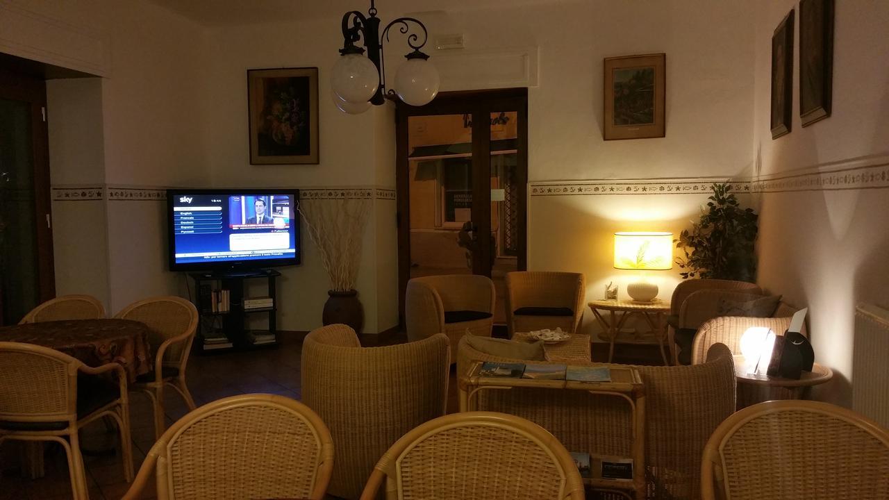 Albergo Nettuno Lerici Εξωτερικό φωτογραφία