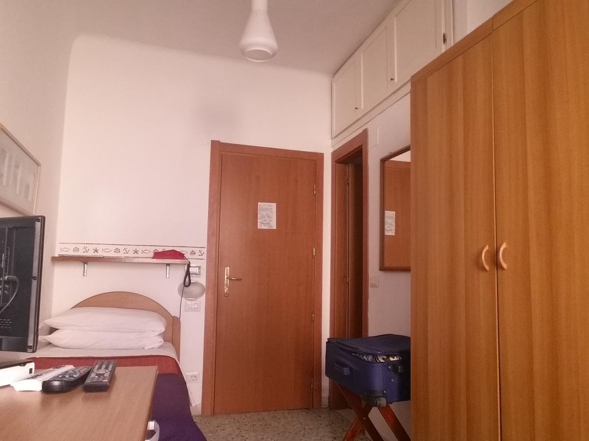 Albergo Nettuno Lerici Δωμάτιο φωτογραφία